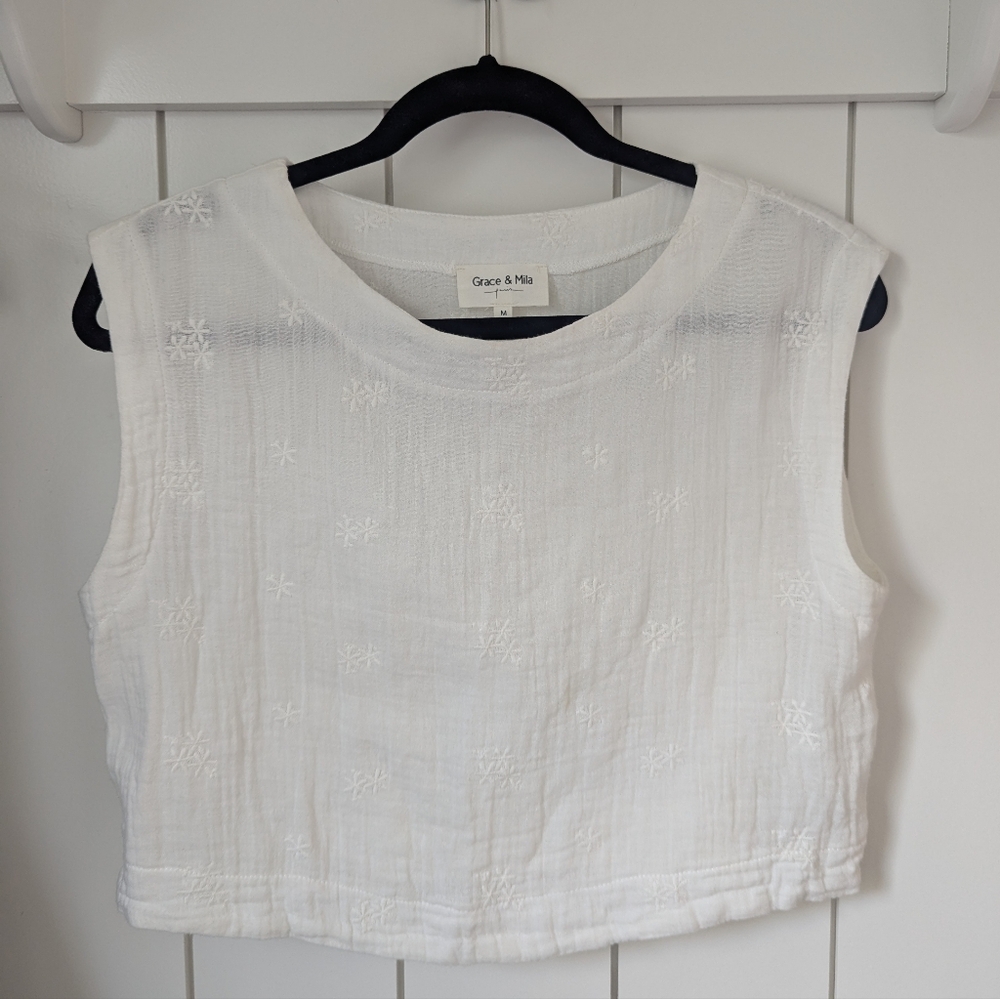 Grace & Mila White Cropped Embroidered Tank - Size Medium